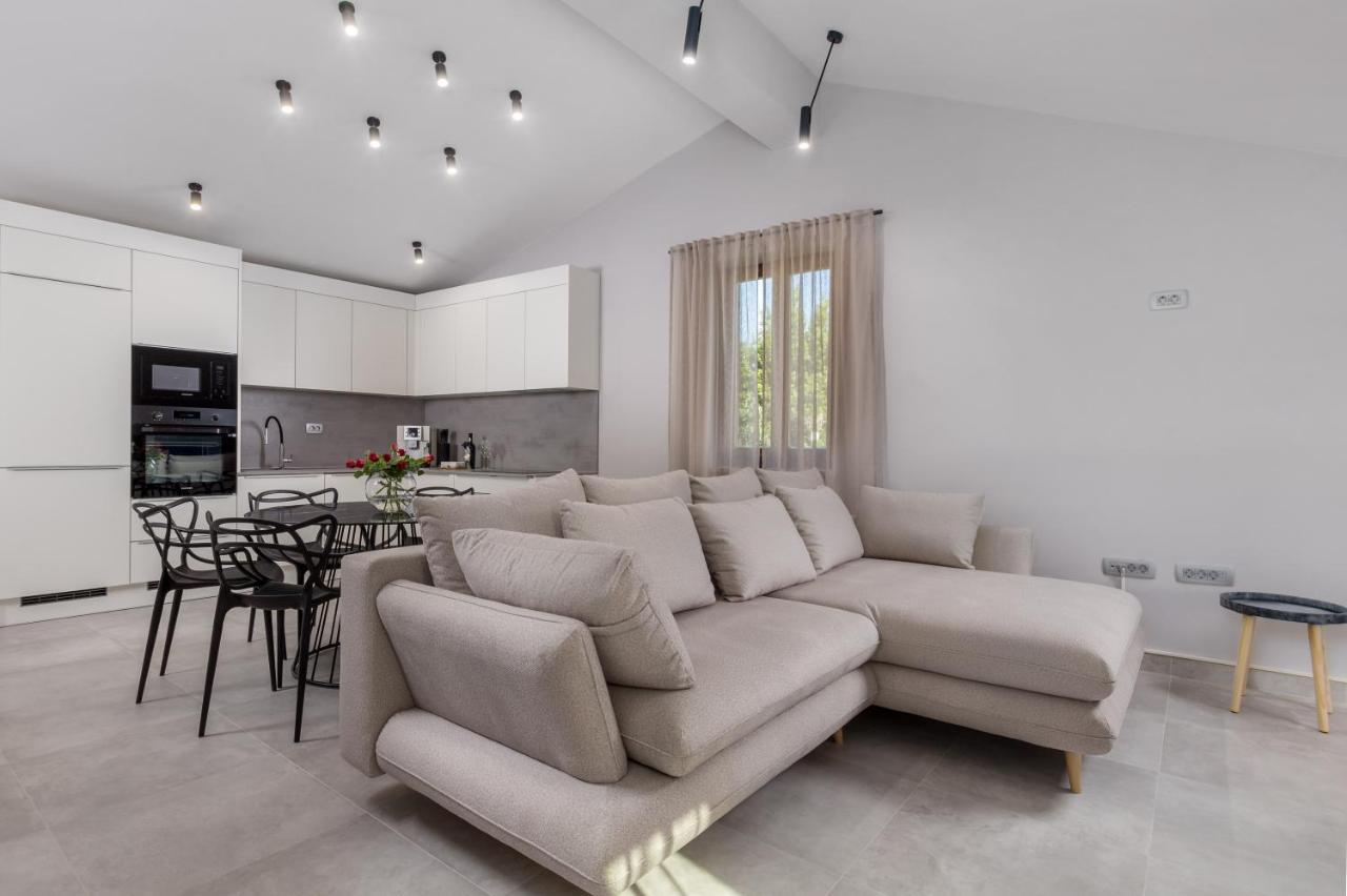 Apartmani Dogas Crikvenica Eksteriør billede