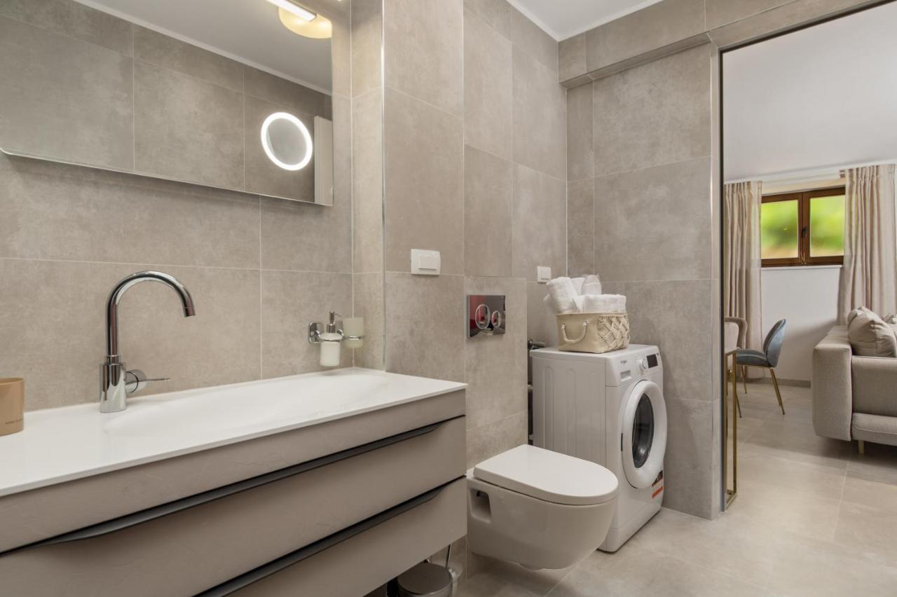 Apartmani Dogas Crikvenica Eksteriør billede