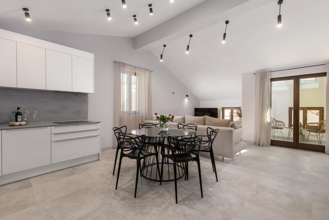 Apartmani Dogas Crikvenica Eksteriør billede