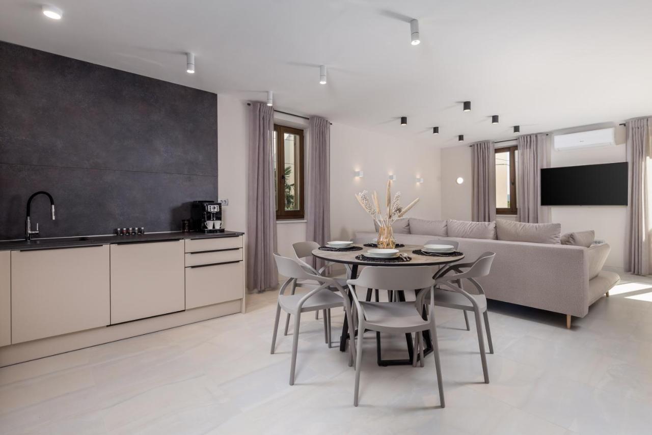 Apartmani Dogas Crikvenica Eksteriør billede