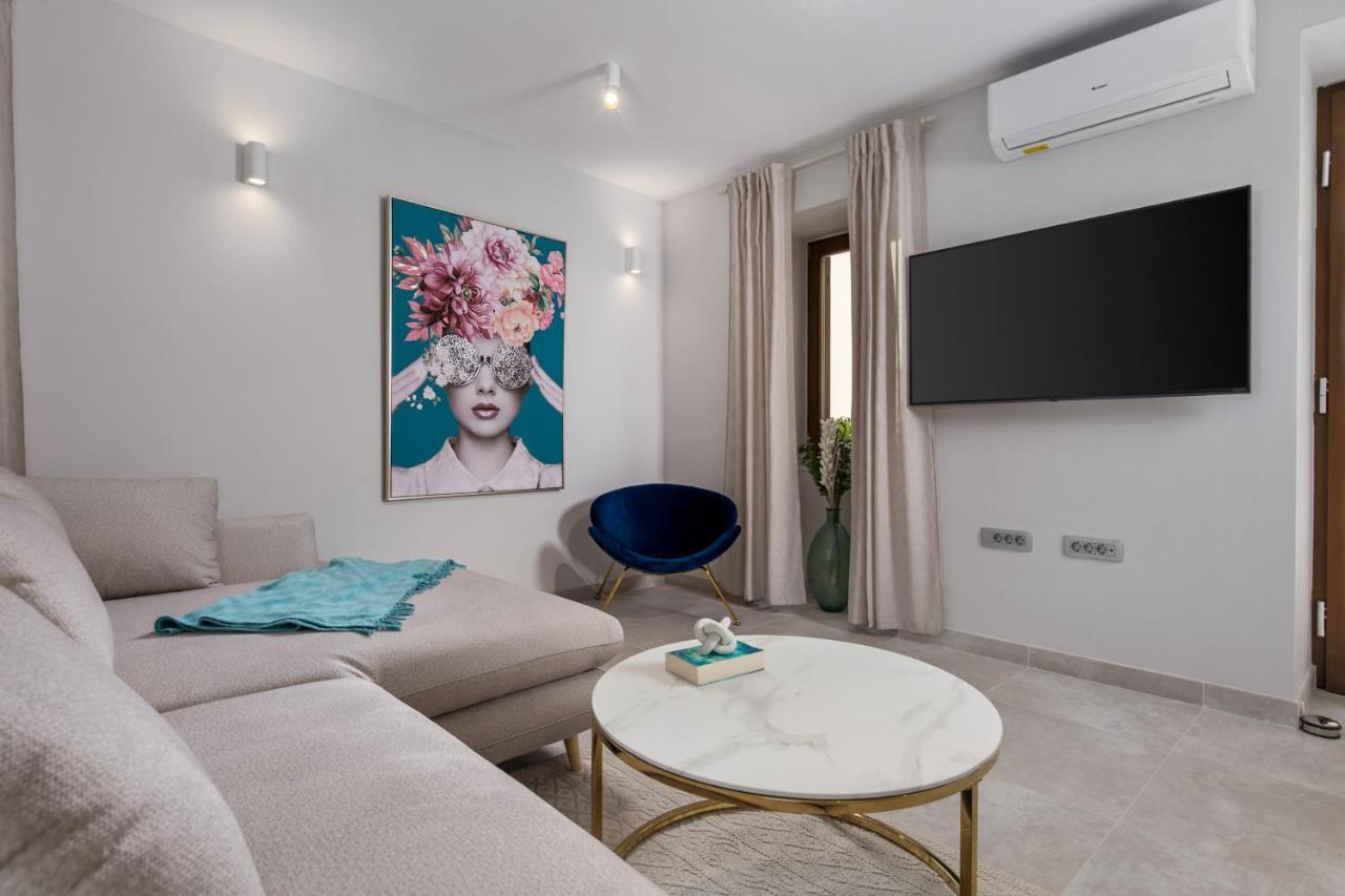 Apartmani Dogas Crikvenica Eksteriør billede